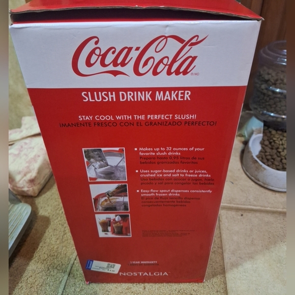 Coca-Cola Red Machine Slush Maker New With Open Box - Picture 2 of 4